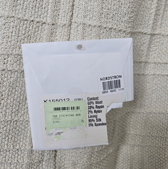 NWT St. John Couture Tweed  Shift Dress Beads Details Cream size 10 - Picture 13 of 16